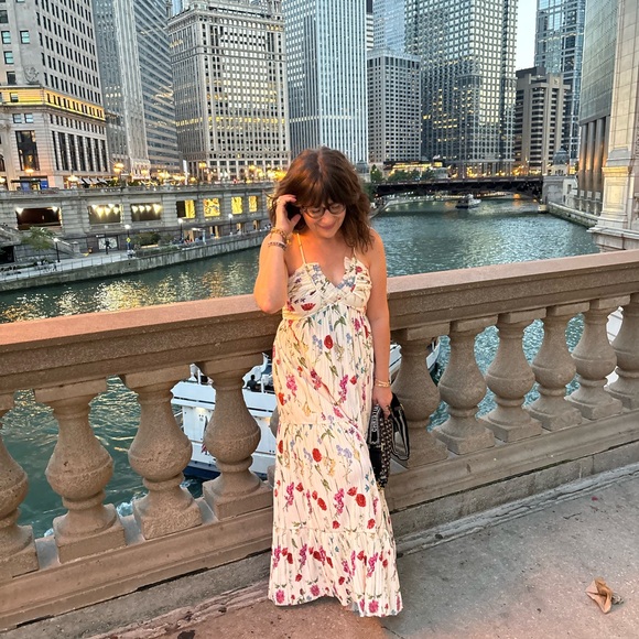 Meet your Posher, Mena - Picture 1 of 1